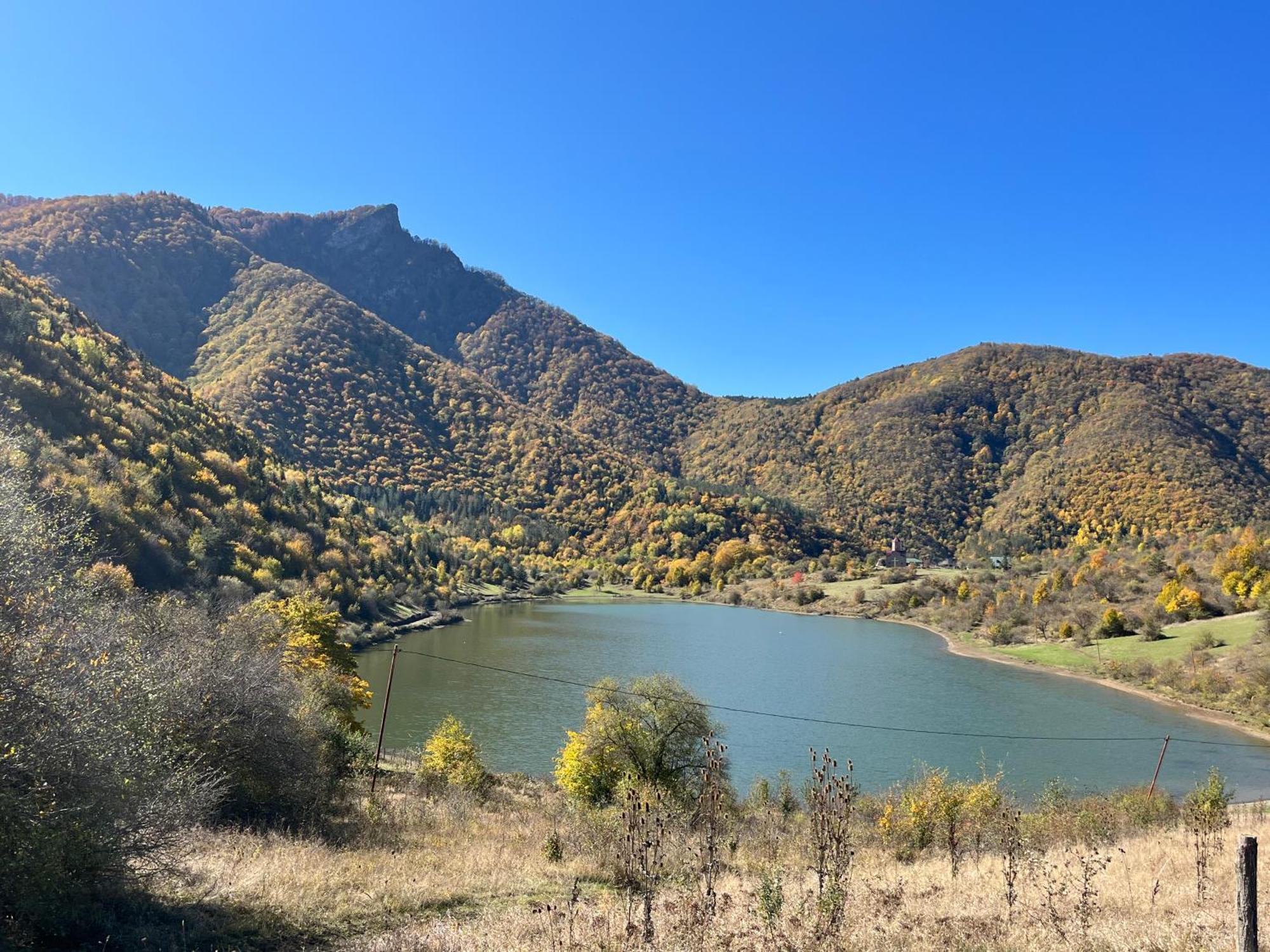 Gvirilas Sakhli Guest House Khashuri Екстериор снимка