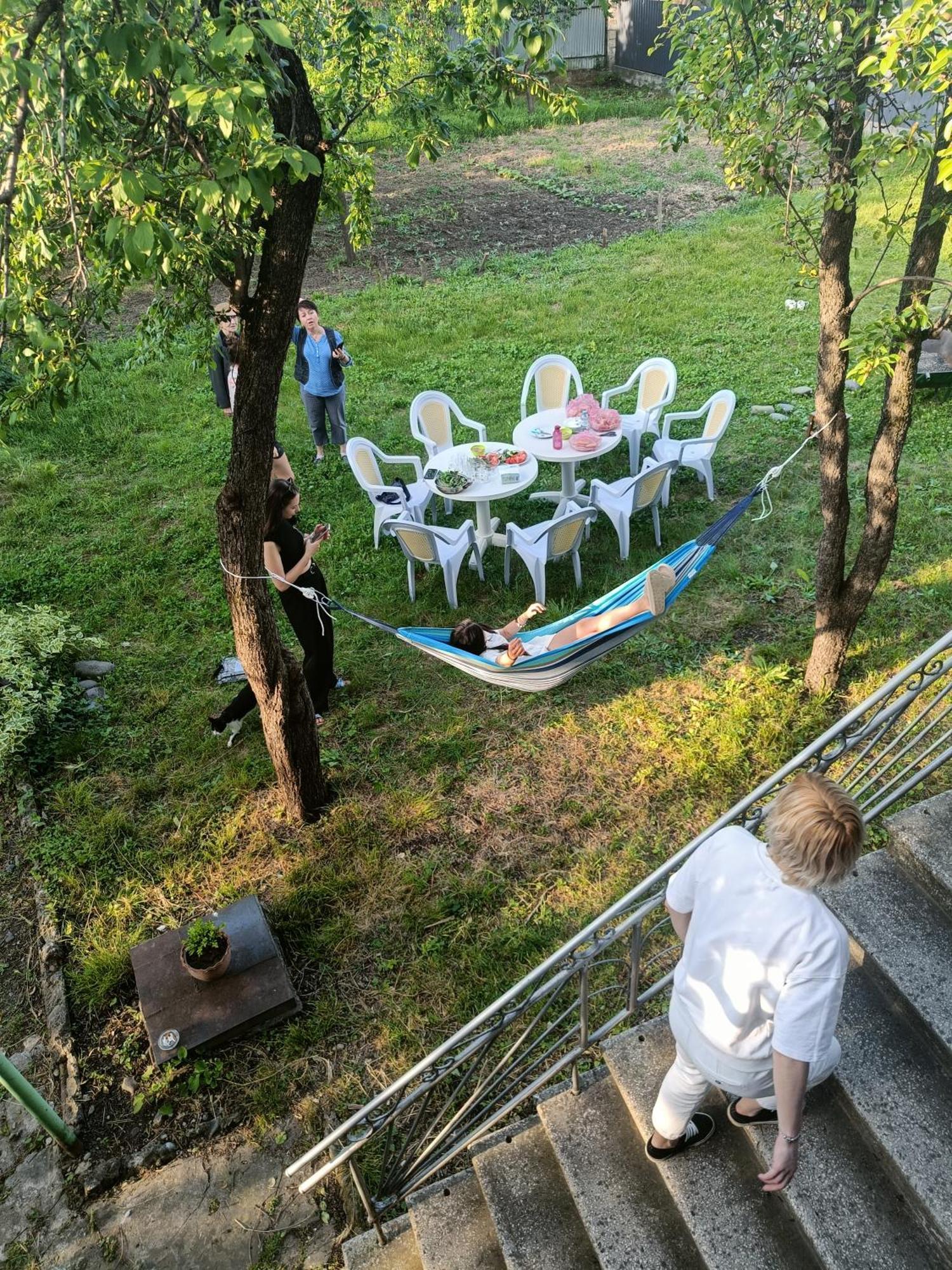 Gvirilas Sakhli Guest House Khashuri Екстериор снимка
